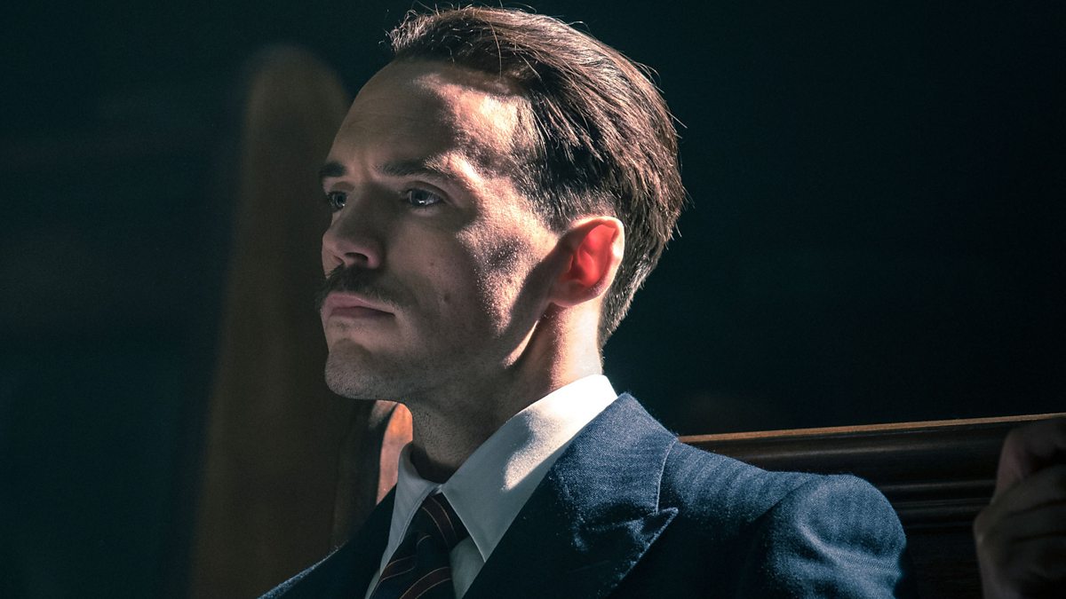 Peaky Blinders' Sam Claflin Will Lead Lionsgate's Bagman