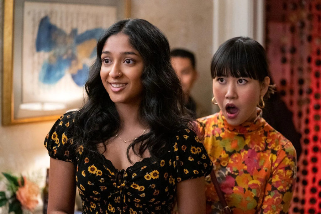 never-have-i-ever-season 3 maitreyi-ramakrishnan-ramona-young-2