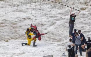 Hugh Jackman Wolverine vs Ryan Reynolds Deadpool 3